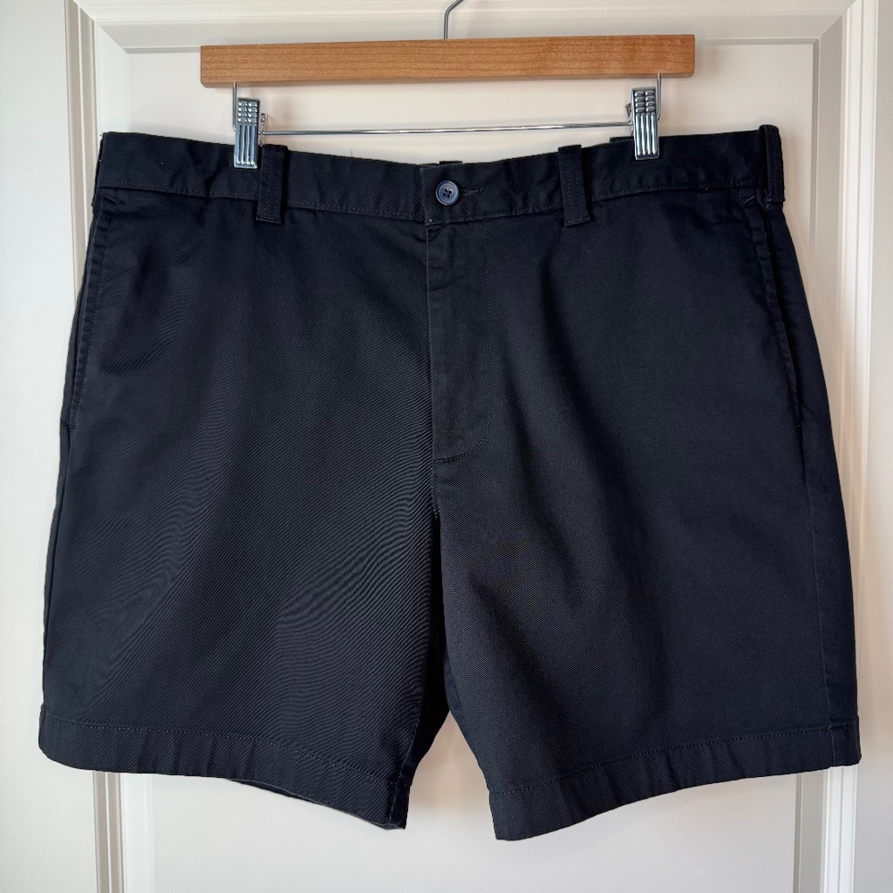 J. Crew - Men's 7" flex chino short - Size 38